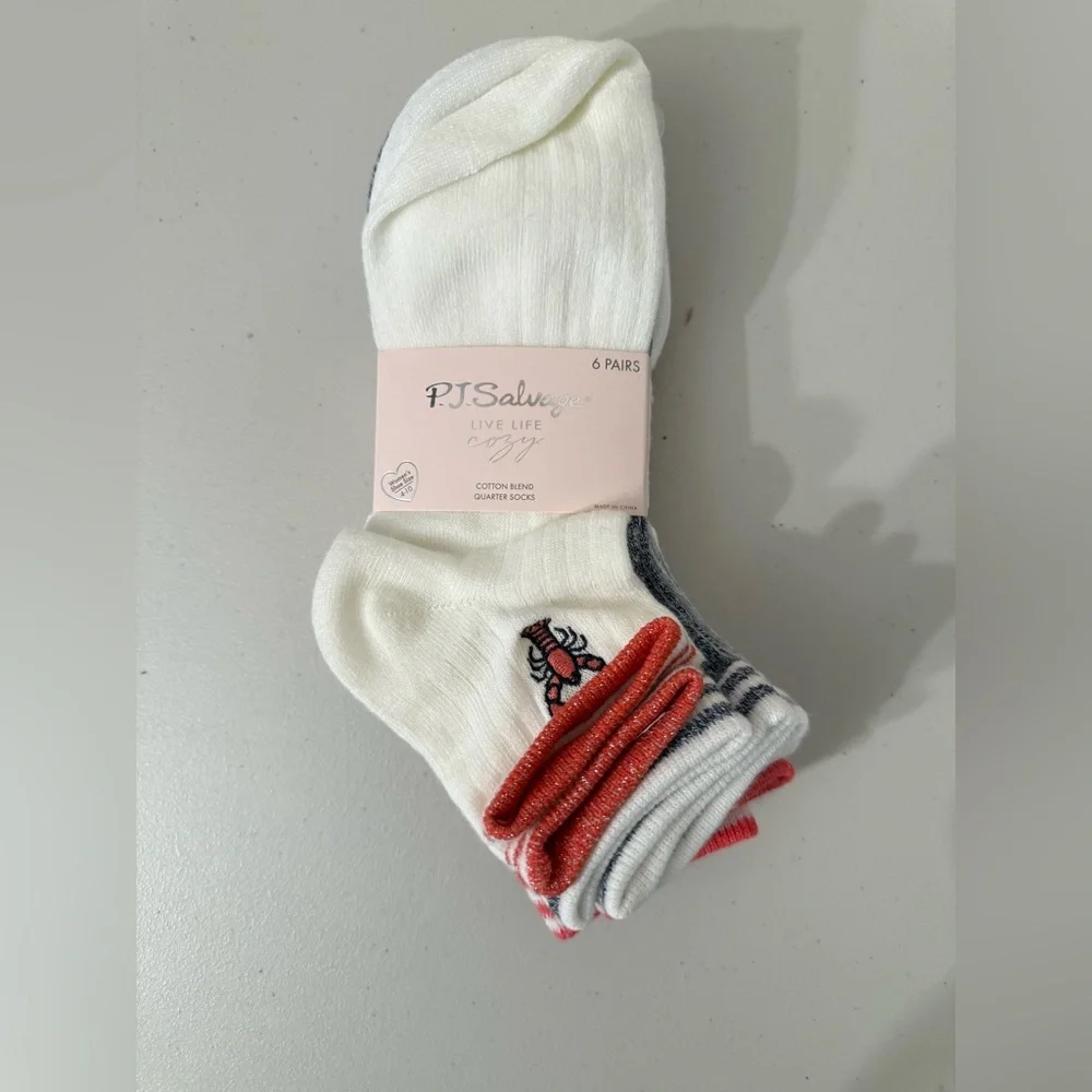 PJ Salvage Women's White and Red Socks - 6 Pack